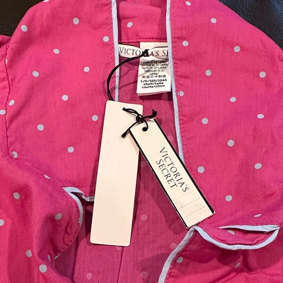 Victoria's Secret Kids Pajama Set in Bright Pink with White Dots - Picture 2 of 2